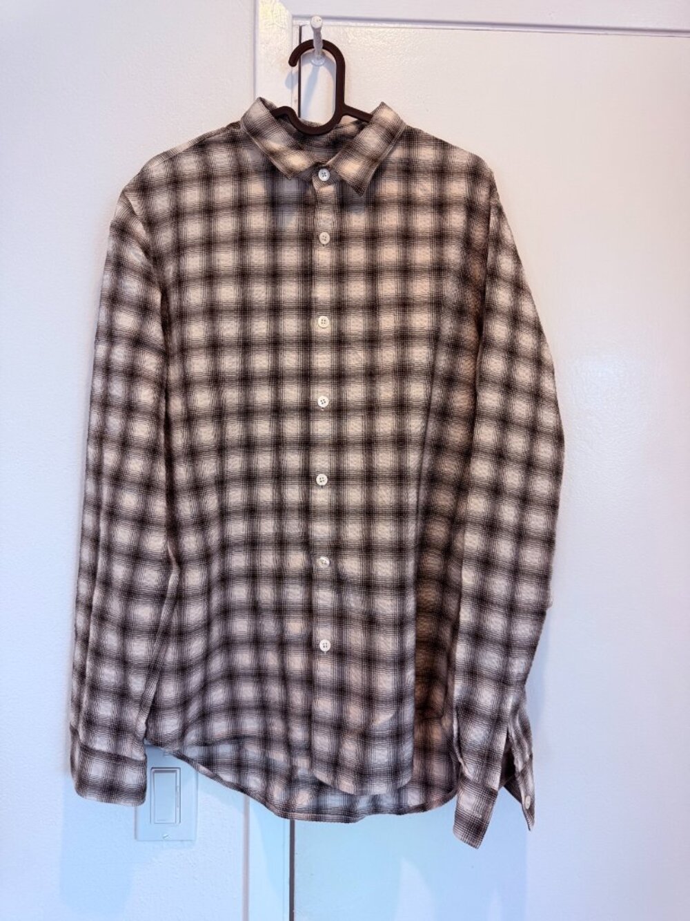 Theory Men's Cream Black Seersucker Plaid Shirt — Size M